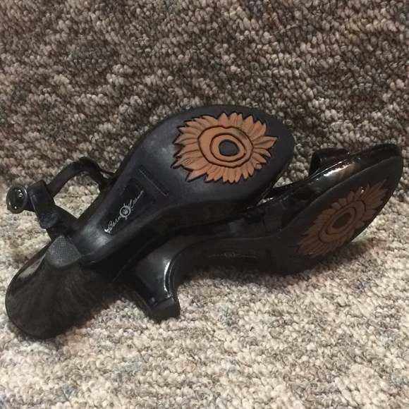 Borncrown Black Patent leather sandals size 9 M/W - Picture 7 of 8